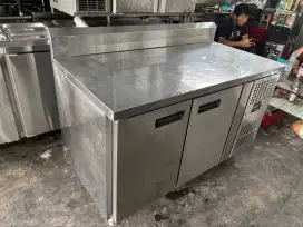 Undercounter chiller mastercool 2 pintu backplac mesin ori, 136x70x85