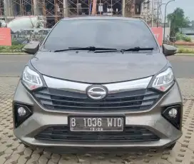 Sigra R metik 2021