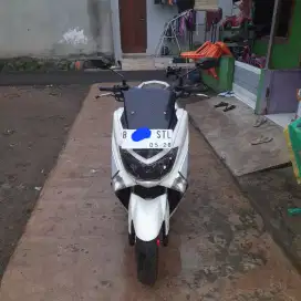 Yamaha nmax 155cc 2017 putih