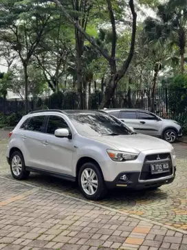 MULUS TERAWAT!!! Mitsubishi Outlander 2.0 PX AT 2013 - Abu-abu
