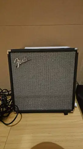 Fender Rumble Amply Combo 40 Model PR 2464