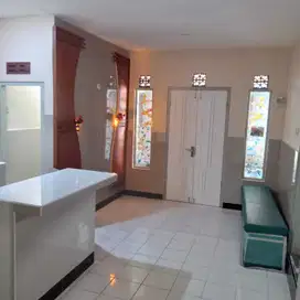 Disewakan Rumah Mewah Minimalis Kota Madiun