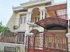 Dijual Rumah Tenggilis 2 lantai Siap huni