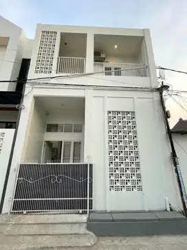 Miliki Hunian di Pondok ungu permai bekasi siap huni 2 lantai (B0714)
