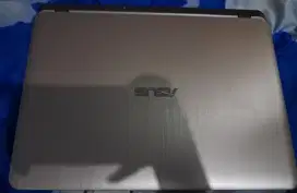 Leptop Asus A407M