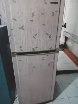 Kulkas Samsung 2 pintu blm pernah servis