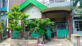 Dijual cepat rumah induk