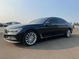 BMW 740i 3.0L Pure Excellence 2017