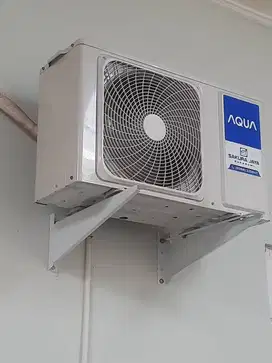 AC MERK AQUA ( second )