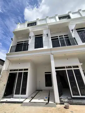 Jarang Ada Rumah 2 Lantai + Rooftop dibawah 1 M Condet Jakarta Timur