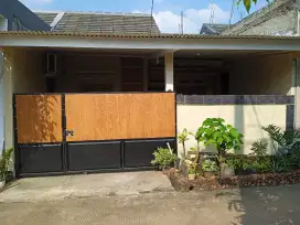 Di kontrakan Rumah di Pesona Kahuripan 3 siap huni