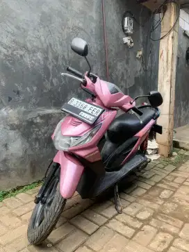 Motor honda beat tahun 2011