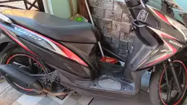 Sepeda motor honda vario 2014 fi