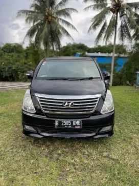 Hyundai H1 Royale Bensin 2013