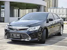 Toyota Camry V 2017