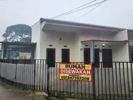 Sewa rumah jatirangga alternatif cibubur CBD tol jatikarya kota wisata