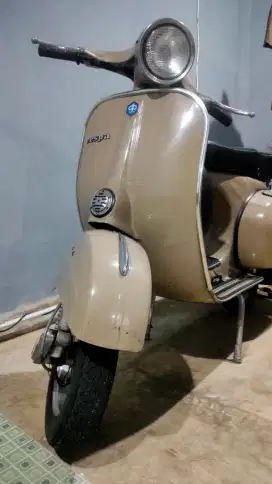 Vespa sprint 1977 / vespa sprint 77 / sprint 1977