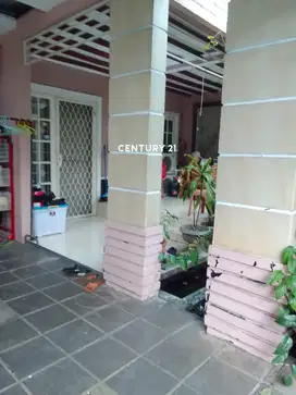 Rumah Bagus Siap Huni Furnished Di Cluster Hawai Deltamas