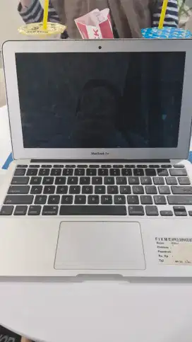 MacBook Air 11 inch 2011