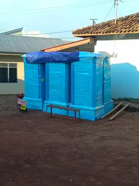 Toilet portabel bahan kuat tebal untuk di lapangan. Ready stok plg