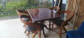 Meja full kayu jati tua + kursi rotan