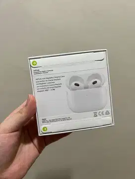 Apple Airpods (3rd generation) MagSafe Charging Case