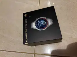 Huawei GT 5 pro titanium