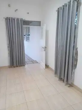 Di jual/di sewakan rumah duta garden
