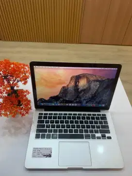 Macbook pro 2015 i5 8gb 128gb murmer