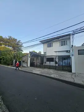 Jalan Utama, Ex Kantor. Rumah Dijual Pejaten Barat, Kemang Area. NEGO