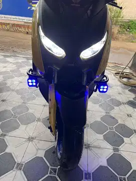 Yamaha x max muluss