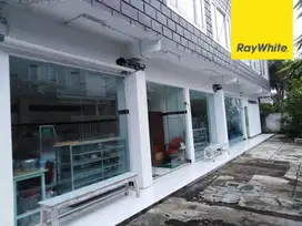Dijual Rumah Usaha Strategis di Putat Indah Timur Surabaya