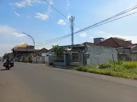 umah Inden Strategis di Bumiayu Lokasi Pinggir Jalan Raya
