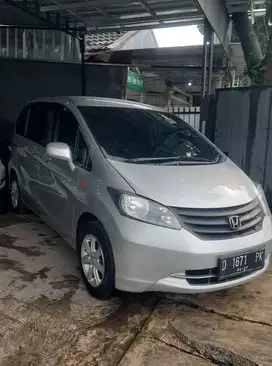 Honda Freed S AT 2012 mulus terawat siap pakai