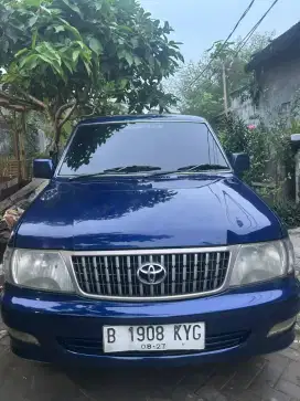 Toyota kijang kapsul