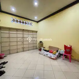JUAL TOWNHOUSE JL PUKAT BANTING II KOMPLEK MESTIKA GRAHA DAERAH KOTA