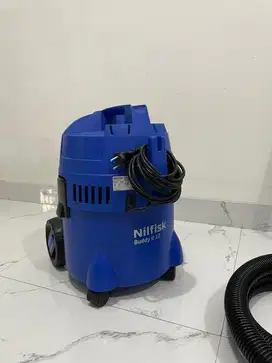 NILFISK BUDDY 2 Wet & Dry Vacuum Cleaner