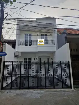 Dijual Rumah Baru & Cantik Siap Huni 2 Lantai di Sunter Danau