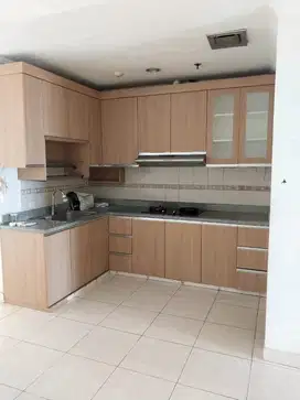 Disewa Apartemen Gading Resort R MOI