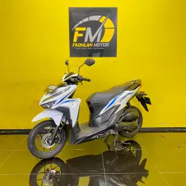 Honda Vario 125 2018 putih list biru pajak on