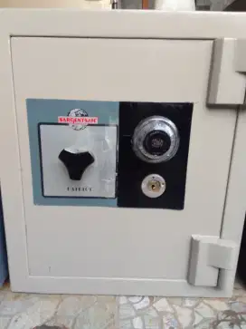 Jual murah Brankas sargent safe
