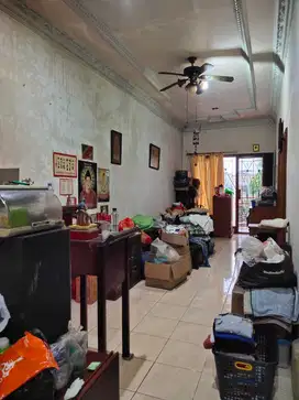 DIJUAL RUMAH 2,5 LANTAI DI CITRA GARDEN 2
