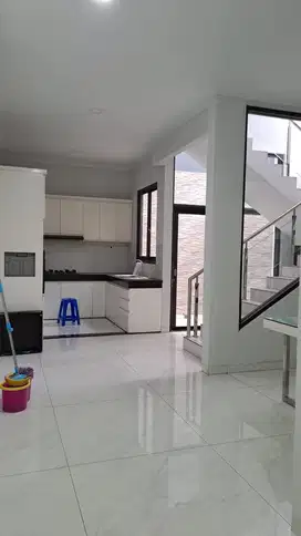 Rumah Modern Minimalis Siap Huni di Sayap Sudirman Bandung