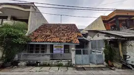 Harga Mendekati NJOP! Dijual Rumah Luas di Kemayoran Senen