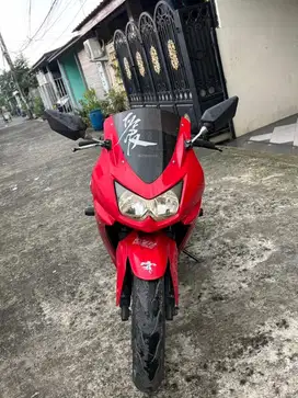 Kawasaki NINJA 250 Tahun 2011 full orisinil good condition