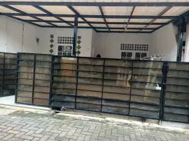 Disewakan rumah di pamulang estate, UIN, MRT Lebak bulus, pintu tol