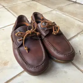 Second sepatu loafer slip on clarks size 42