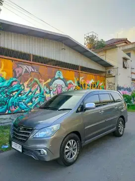 Innova Barong Diesel A/T Tipe V Full Variasi Terawat Istimewa