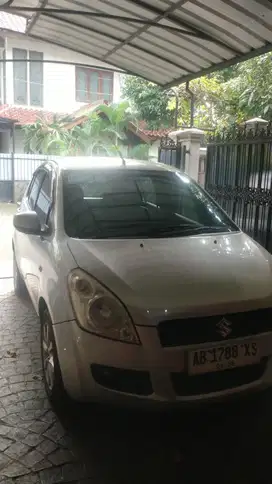 Suzuki Splash 2013 Bensin