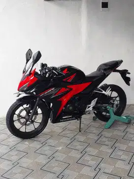 CBR150R facelife Original KM 10rb Kodya